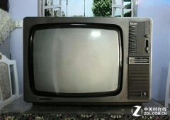 觸摸科技變遷！十張圖看懂電視機進化史